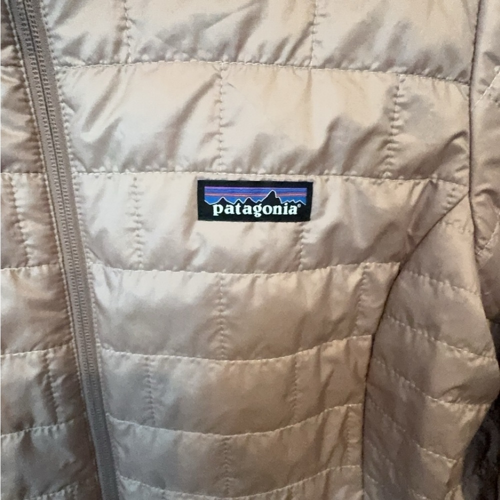 Patagonia Women's Nano Puffer Jacket - Picture 3 of 8